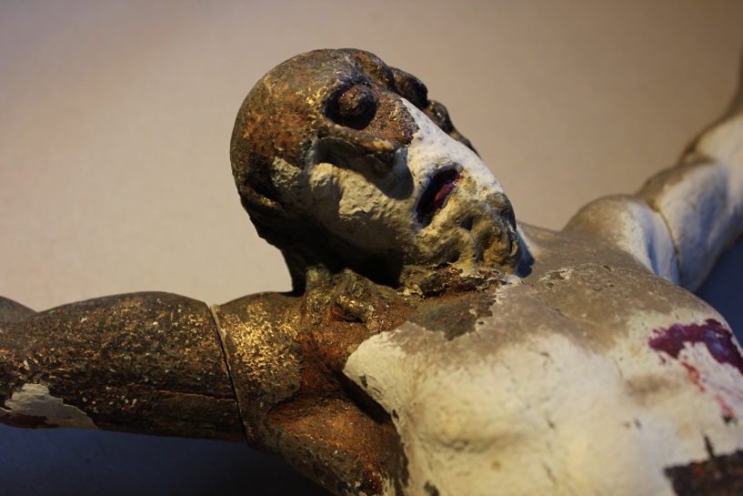 Une image contenant art, intérieur, sculpture, statue

Description générée automatiquement