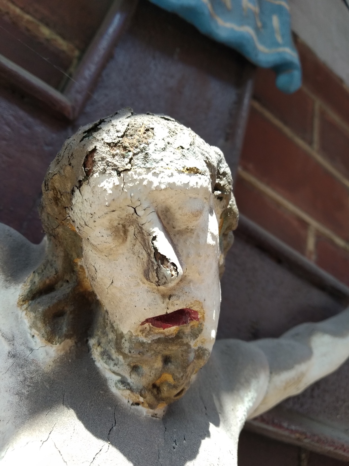 Une image contenant statue, Sculpture, bâtiment, plein air

Description générée automatiquement